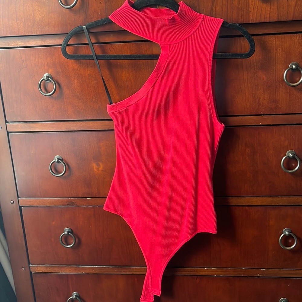 Red sleeveless bodysuit